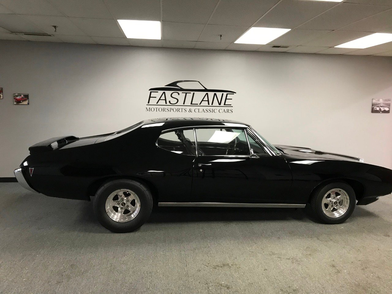 Fastlane Motorsports & Classic Cars